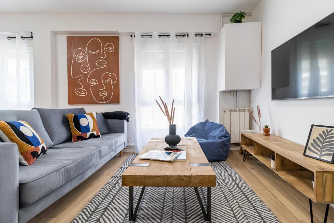 Apartamento Recien Reformado Plaza Del Ayuntamiento Santander Esterno foto