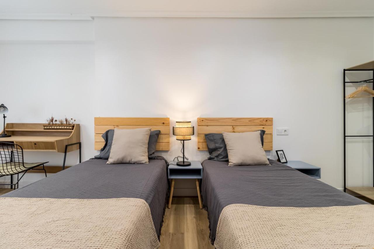 Apartamento Recien Reformado Plaza Del Ayuntamiento Santander Esterno foto